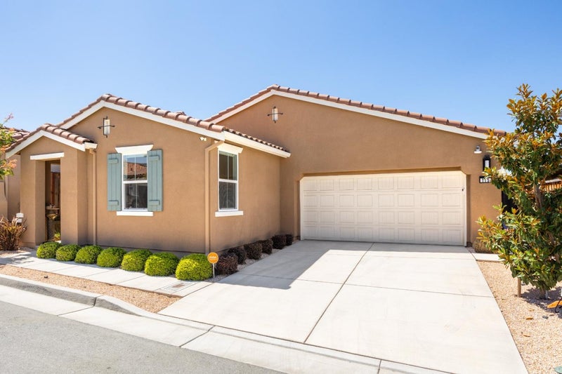 1151 Garcia Glen