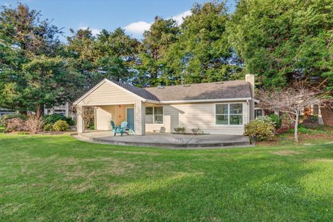 Tiny photo for 172 Amesport Landing, Half Moon Bay, CA 94019 (MLS # ML82032162)