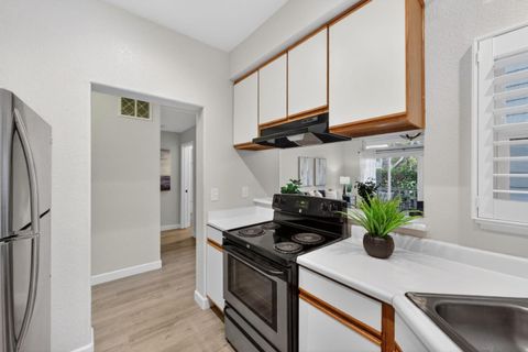 Tiny photo for 172 Amesport Landing, Half Moon Bay, CA 94019 (MLS # ML82032162)