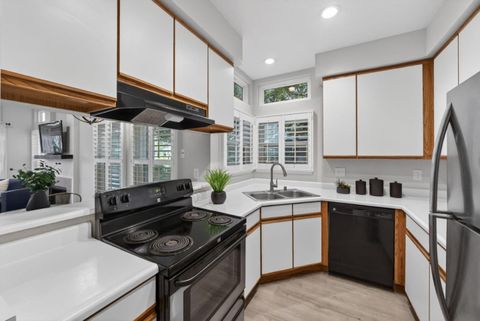 Tiny photo for 172 Amesport Landing, Half Moon Bay, CA 94019 (MLS # ML82032162)