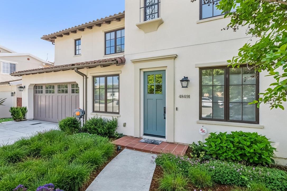 48491 Ursa Drive