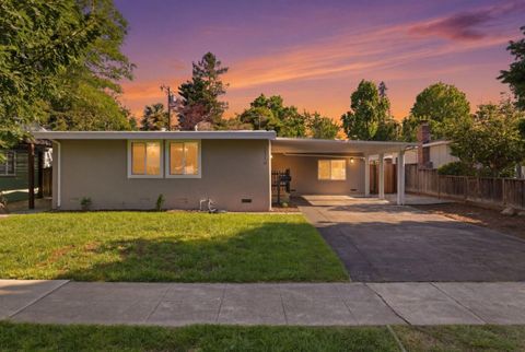 Photo of 2310 Peachtree Lane, San Jose, CA 95128 (MLS # ML82044655)