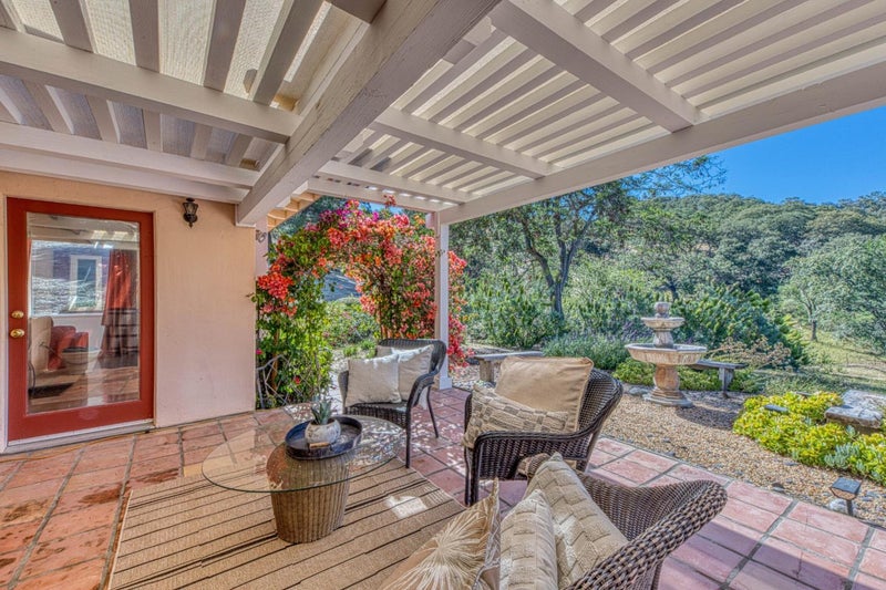 328 San Benancio Road
