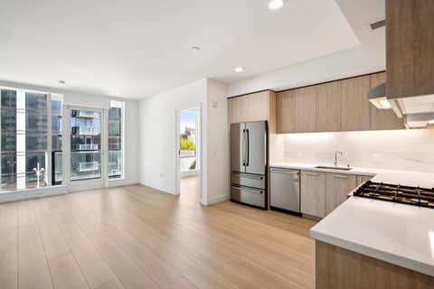 Tiny photo for 188 W Saint James Street #11315, SAN JOSE, CA 95110 (MLS # ML82053697)