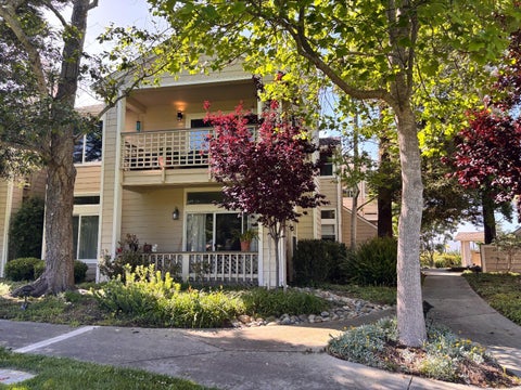 Photo of 132 Amesport Landing, Half Moon Bay, CA 94019 (MLS # ML82060191)