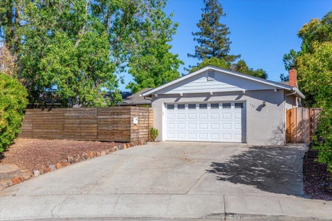 Photo of 126 Calle Estoria, LOS GATOS, CA 95032 (MLS # ML81976824)