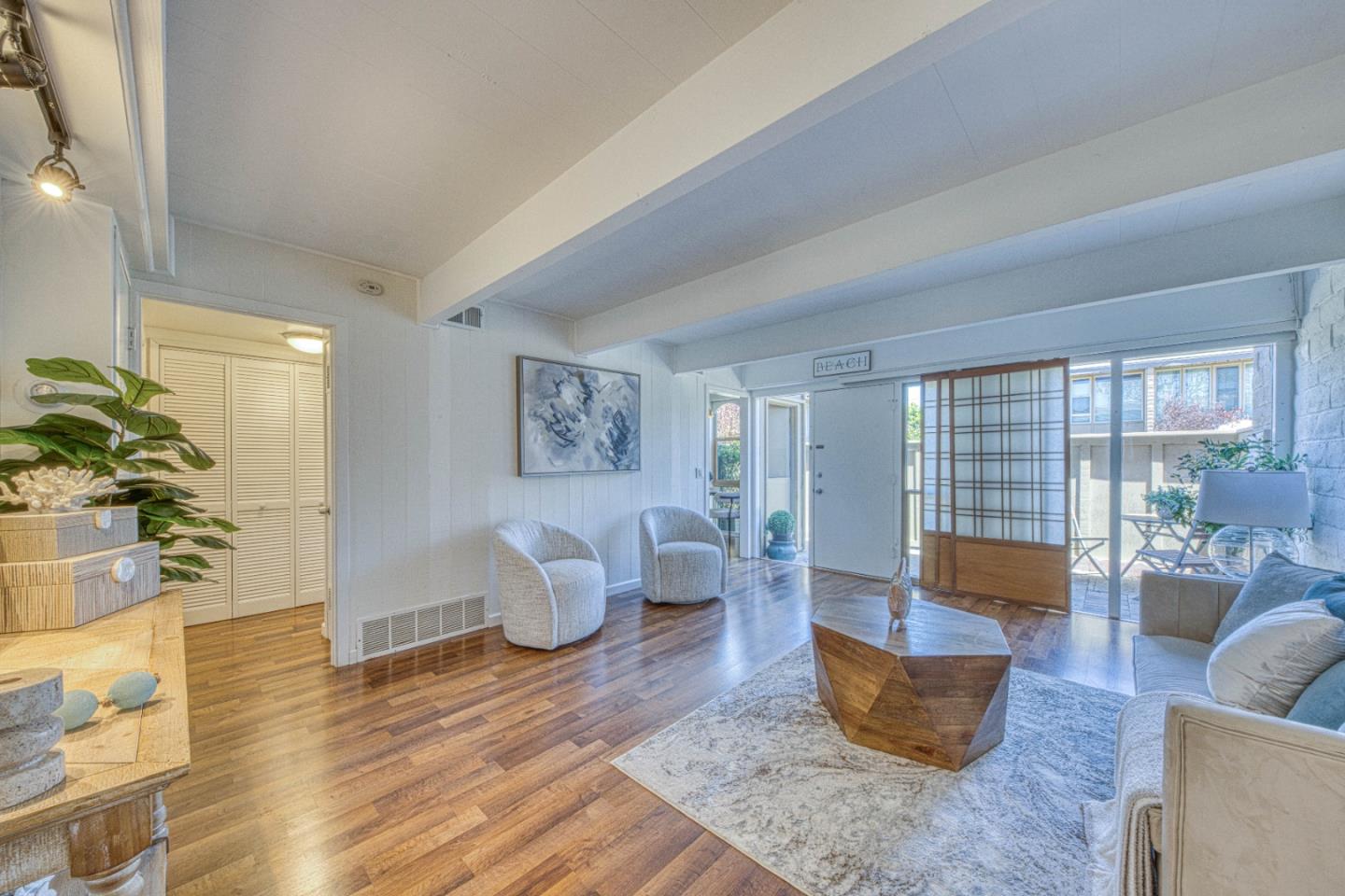 451 Dela Vina Avenue 108