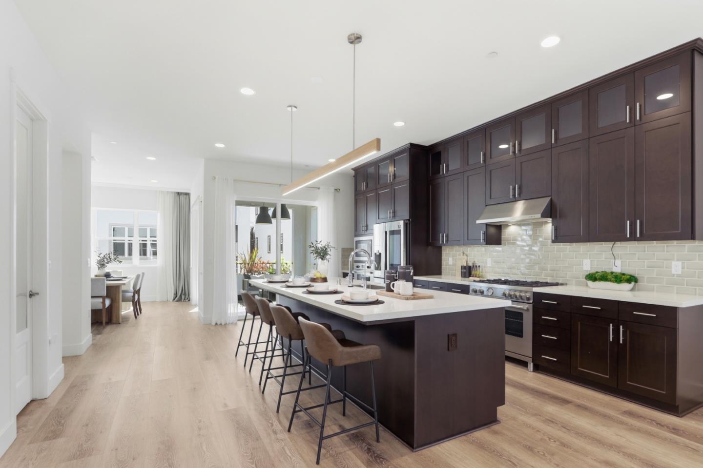 2166 Pastoral Loop