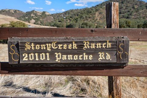 Photo of 20101 Panoche Road, PAICINES, CA 95043 (MLS # ML82025853)