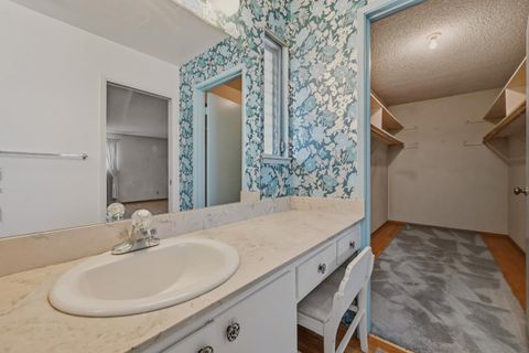 Tiny photo for 24 Cedar Court, MILPITAS, CA 95035 (MLS # ML82053703)