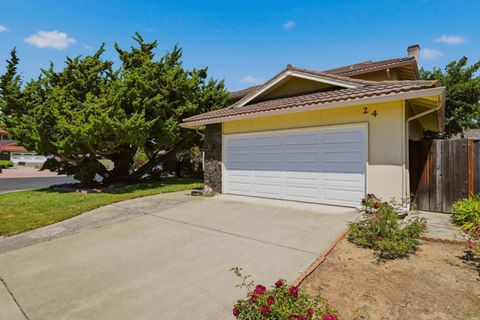Tiny photo for 24 Cedar Court, MILPITAS, CA 95035 (MLS # ML82053703)