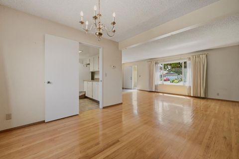 Tiny photo for 24 Cedar Court, MILPITAS, CA 95035 (MLS # ML82053703)