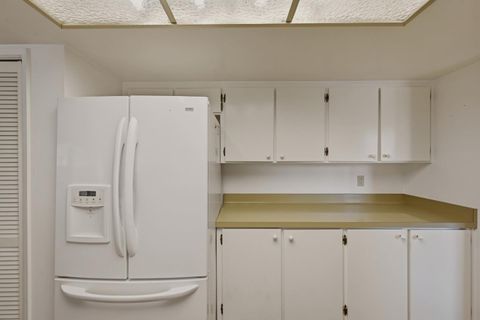 Tiny photo for 24 Cedar Court, MILPITAS, CA 95035 (MLS # ML82053703)