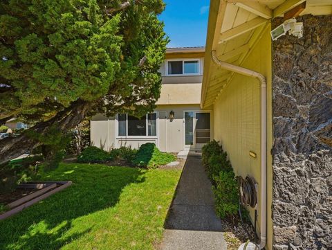 Tiny photo for 24 Cedar Court, MILPITAS, CA 95035 (MLS # ML82053703)