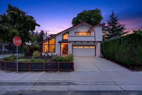 4802 Rio Vista Avenue, San Jose, CA 95129 - #: ML82046199