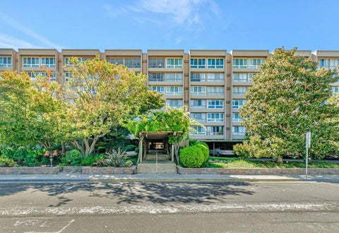 Photo of 1700 Civic Center Drive #209, SANTA CLARA, CA 95050 (MLS # ML82060892)