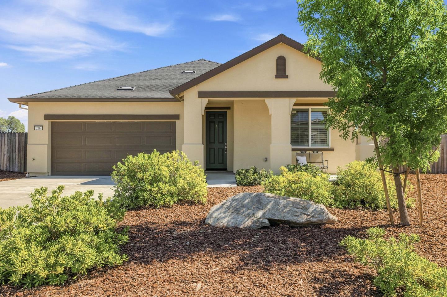 216 Raccoon Hollow Loop