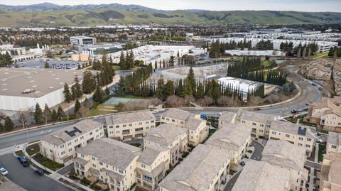 Tiny photo for 5965 Woodspring Loop, San Jose, CA 95123 (MLS # ML82033482)