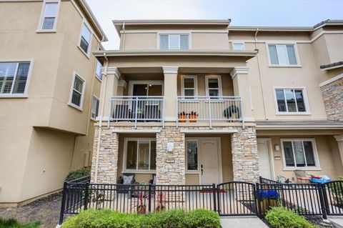 Photo of 5965 Woodspring Loop, San Jose, CA 95123 (MLS # ML82033482)