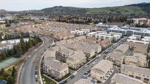 Tiny photo for 5965 Woodspring Loop, San Jose, CA 95123 (MLS # ML82033482)