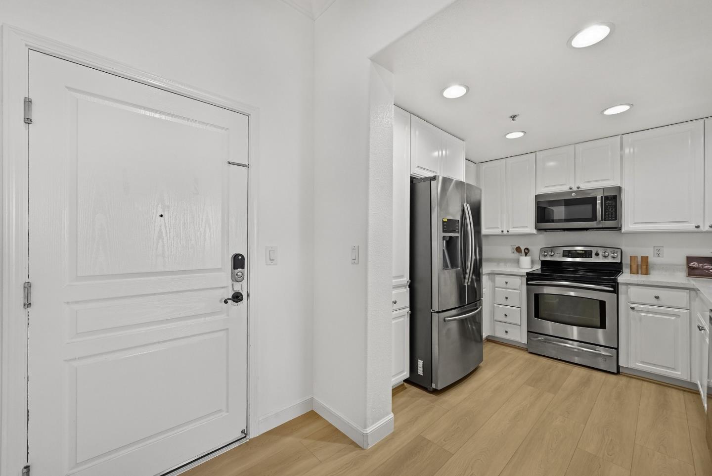 1883 Agnew Road 424