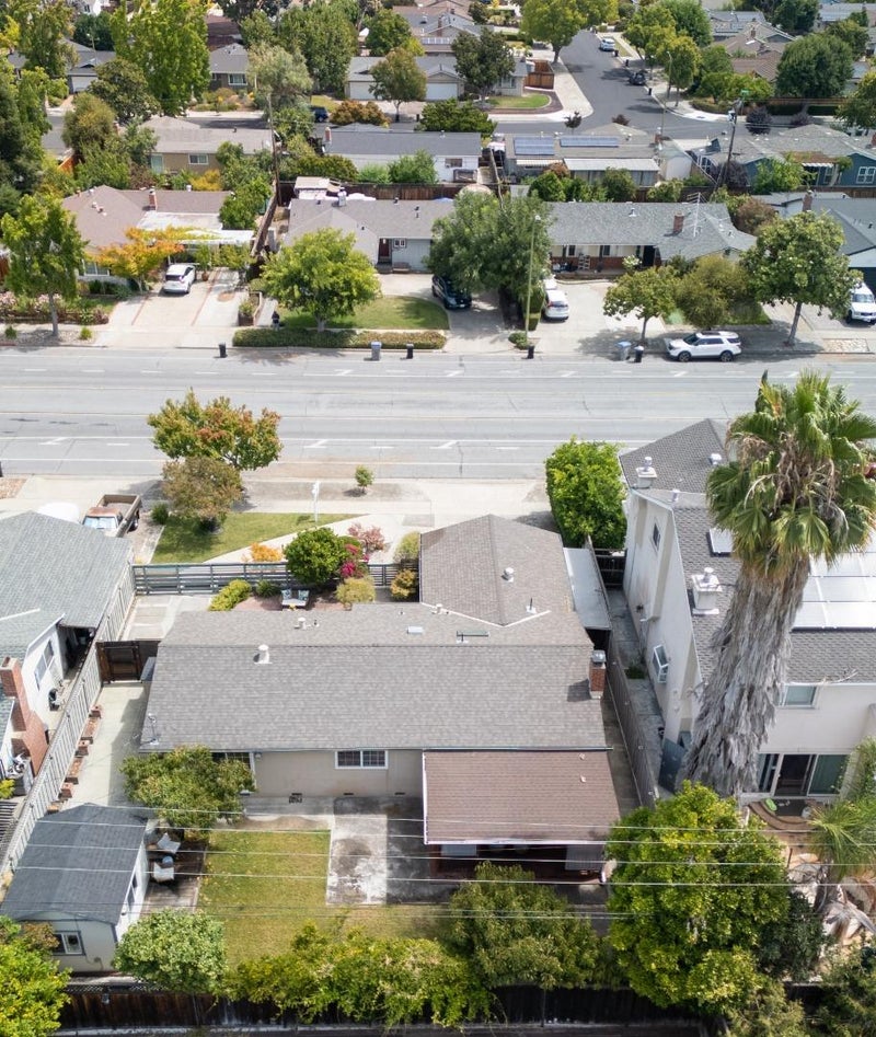 3379 Cherry Avenue