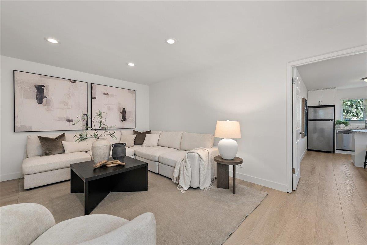 2086-2088 South San Tomas Aquino Road