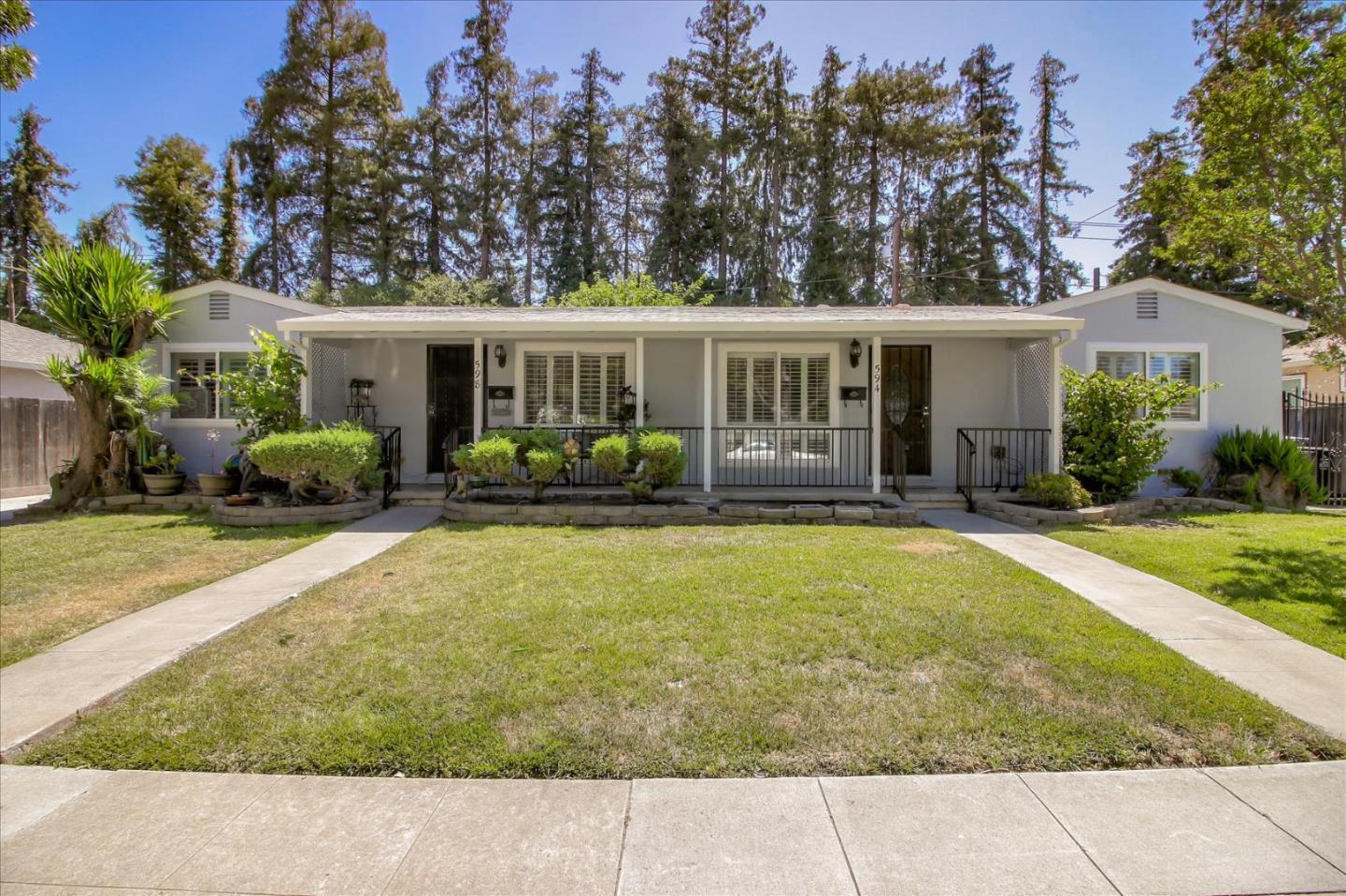 594 N Daniel Way