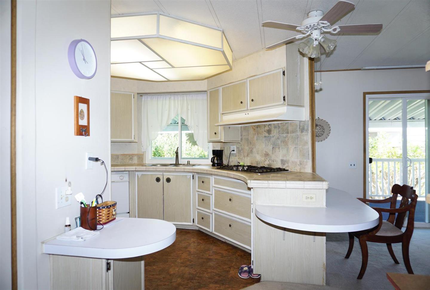 1050 Borregas Avenue