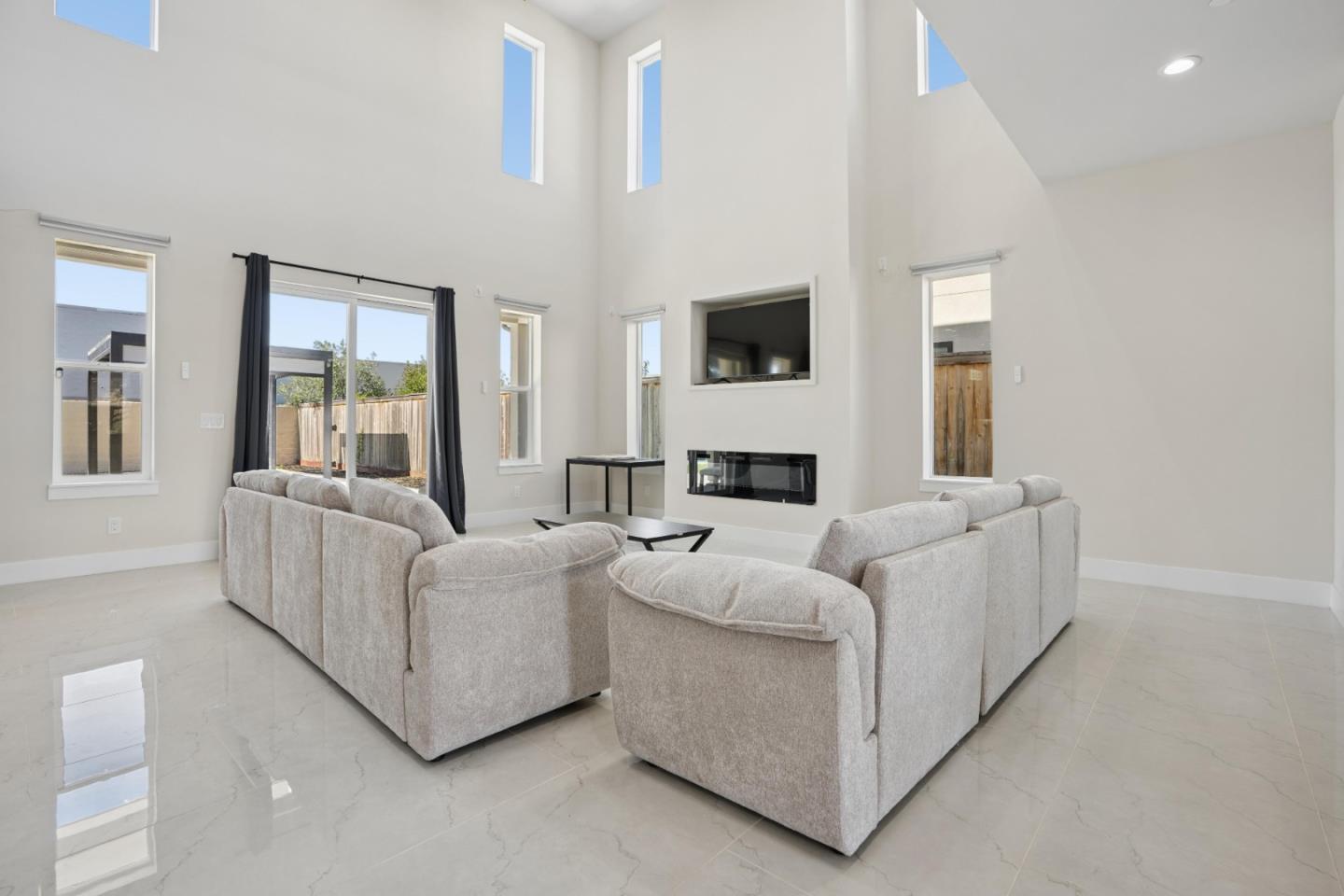 2362 Interlaken Court