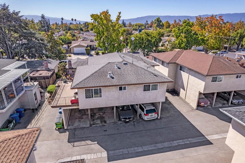 4335 Blackford Avenue