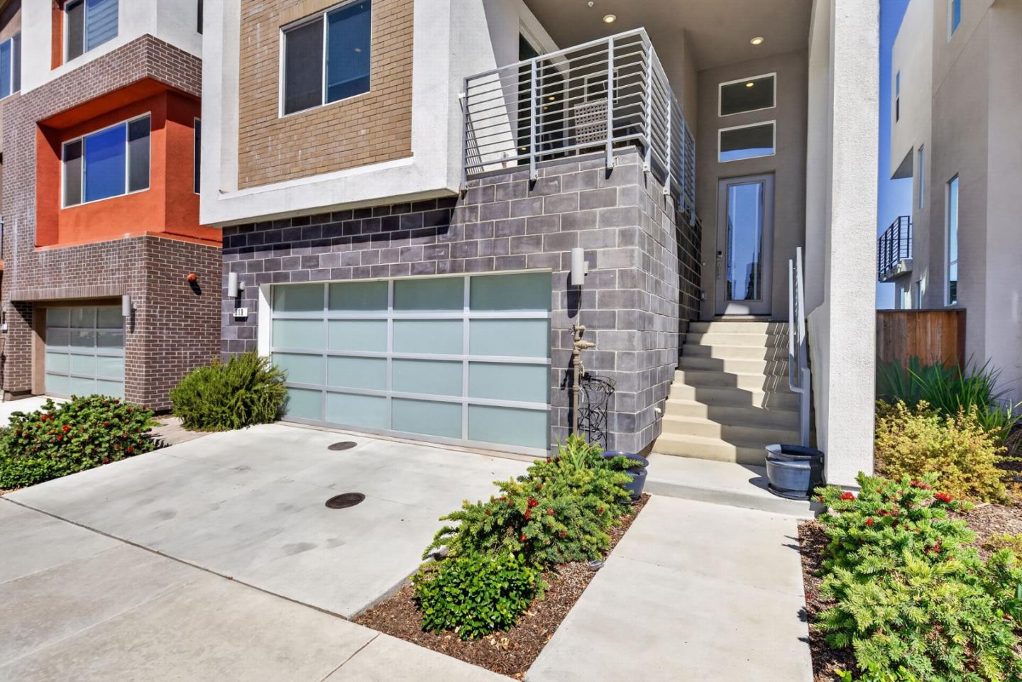 319 Agustin Narvaez Street