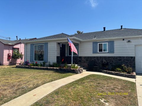 Photo of 1101 Kimmel Street, SALINAS, CA 93905 (MLS # ML82029797)