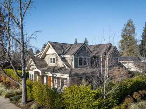 740 Windsor Drive, Menlo Park, CA 94025 - #: ML82031978