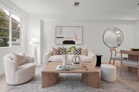 Photo of 728 City Walk Place #4, HAYWARD, CA 94541 (MLS # ML82026738)