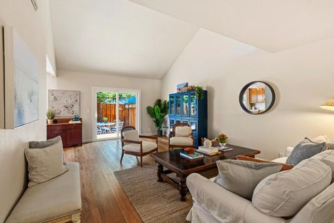 Photo of 4320 Clares Street #J, CAPITOLA, CA 95010 (MLS # ML82047729)