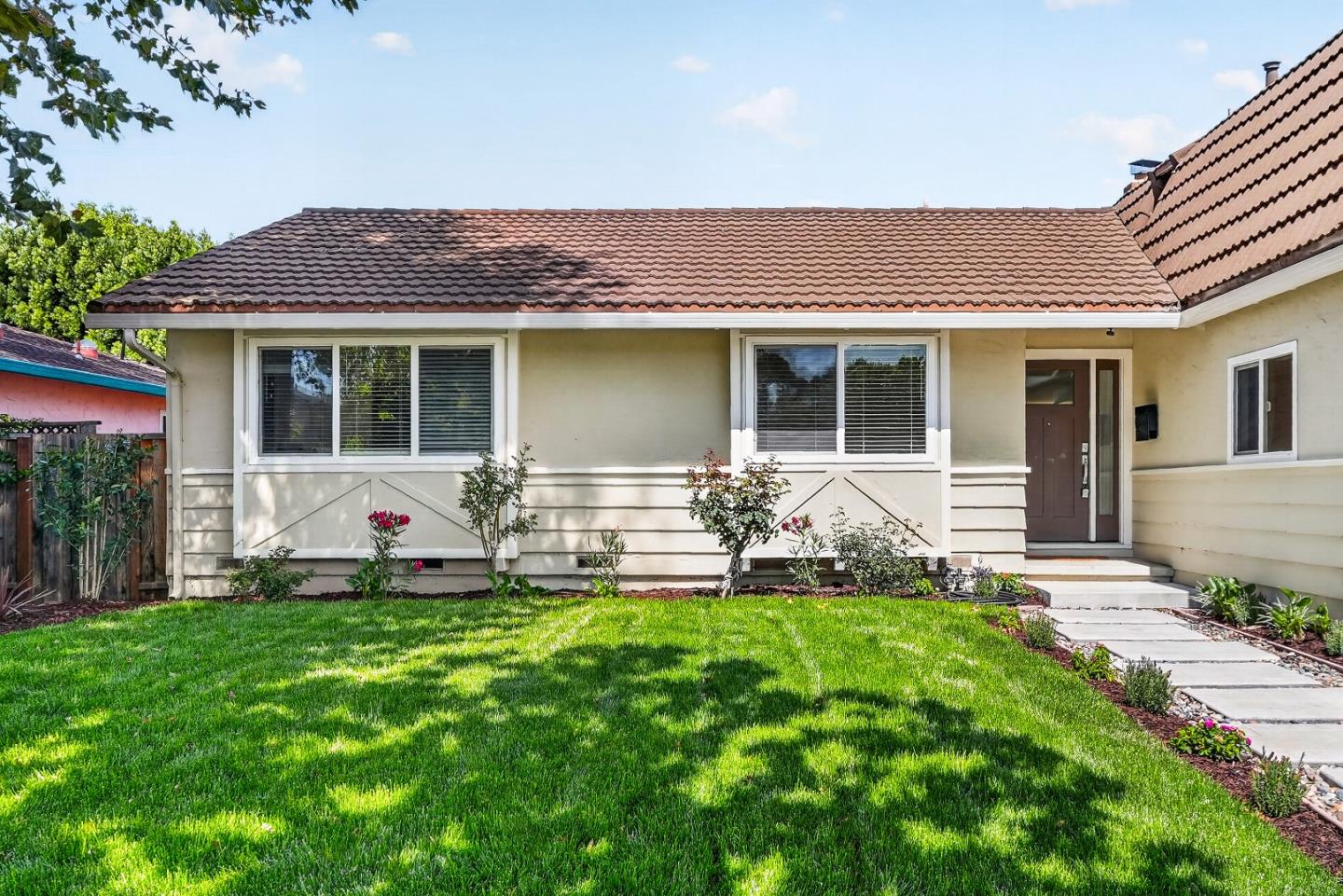799 Peekskill Drive