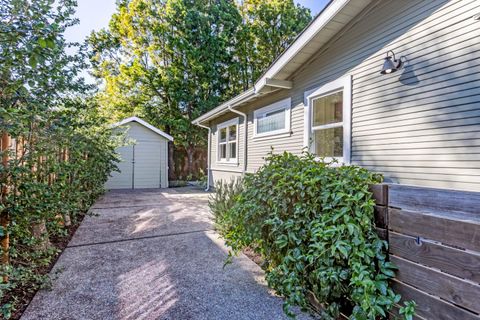 Tiny photo for 1032 Fulton Street, PALO ALTO, CA 94301 (MLS # ML82032051)