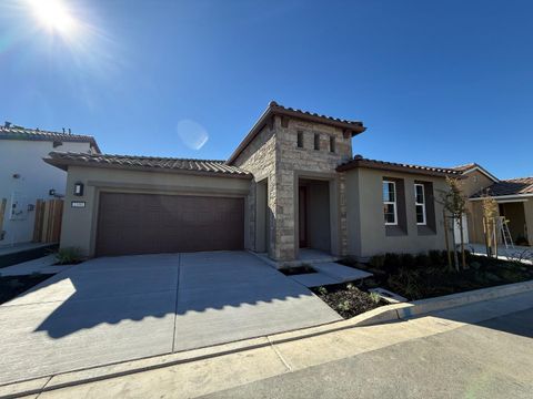 2180 Red Oak Drive HOLLISTER CA 95023