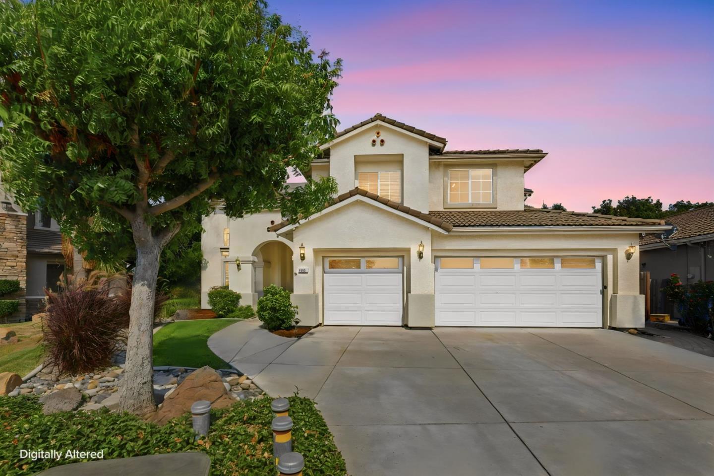 1995 Serene Drive