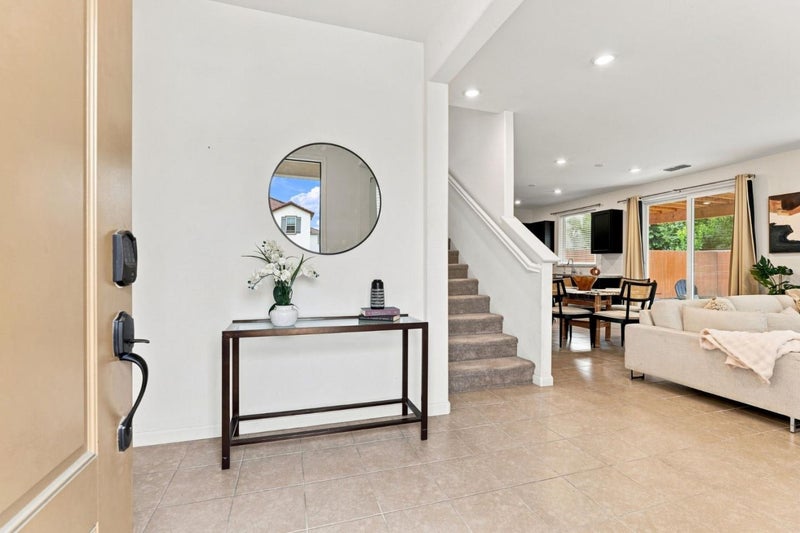 600 Duran Court