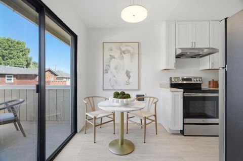 Tiny photo for 570 Vista Avenue, PALO ALTO, CA 94306 (MLS # ML82043281)