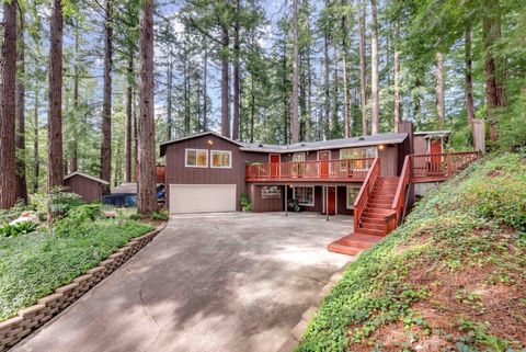 Photo of 18485 Main Boulevard, Los Gatos, CA 95033 (MLS # ML82041703)