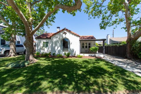 Photo of 2265 10th Avenue, SACRAMENTO, CA 95818 (MLS # ML82045453)