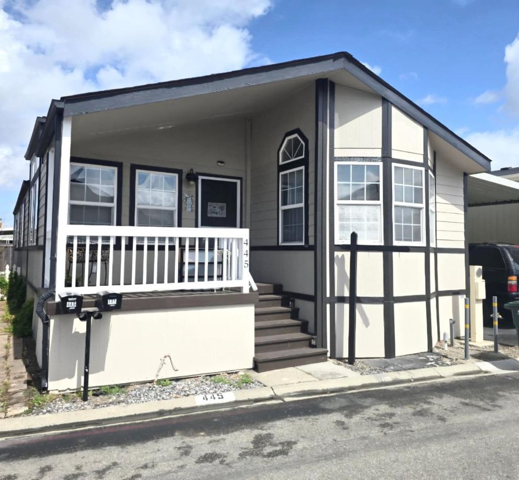 listing image 0