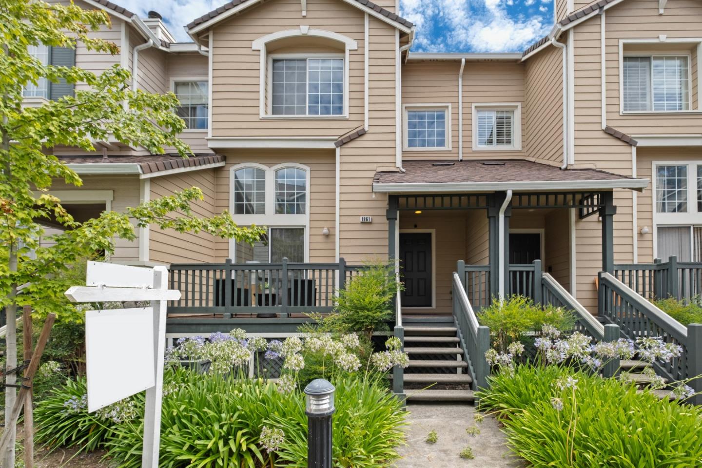 1861 Northwest Circle