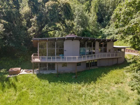 40 Deer Path Drive, Portola Valley, CA 94028 - #: ML82007263