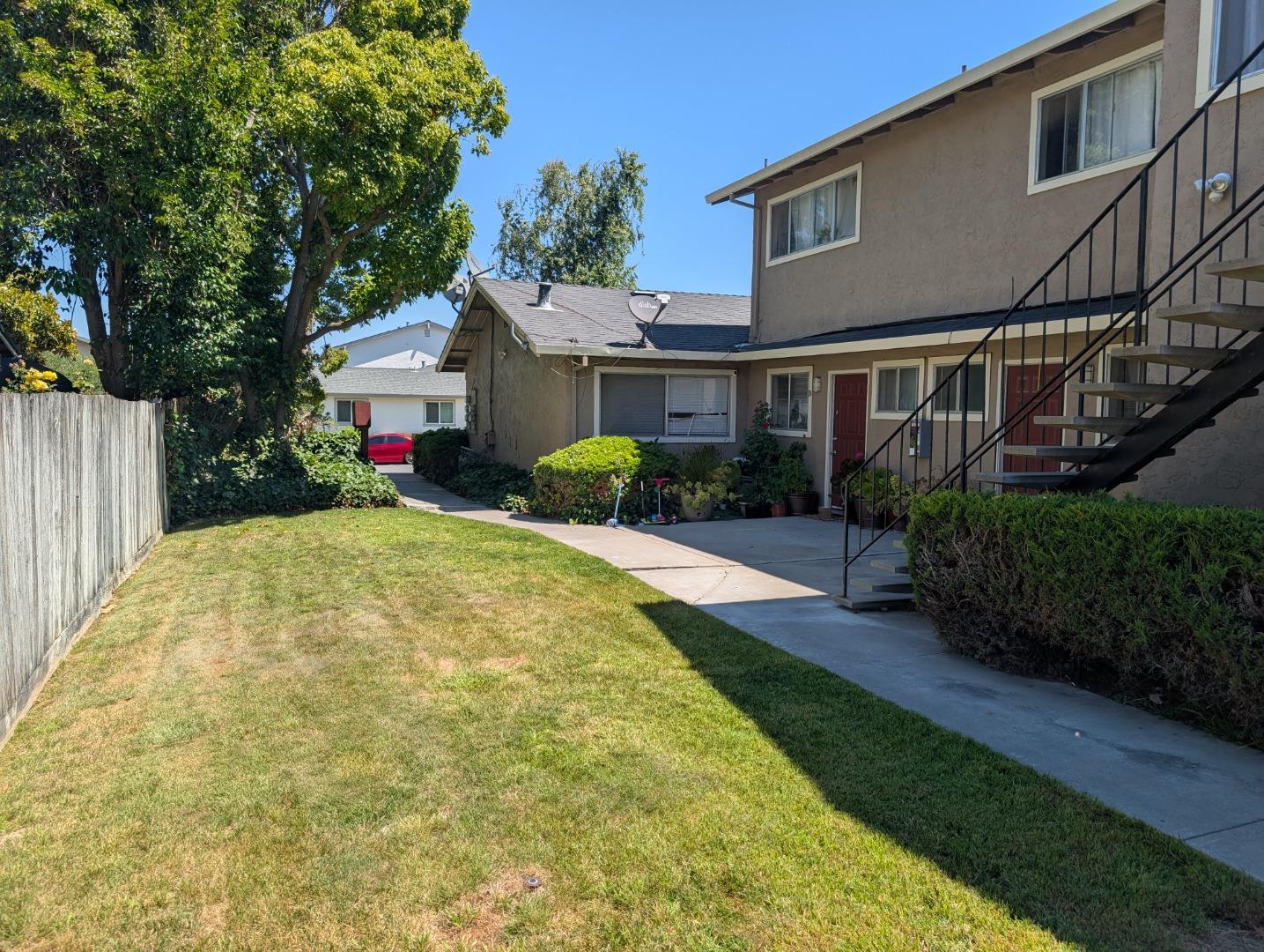 1431 Gabilan Drive