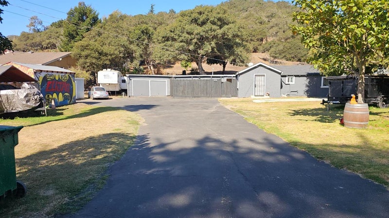 205 Las Lomas Drive