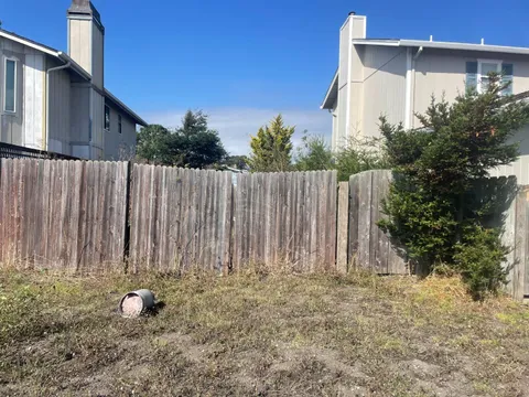 MLS: ML82023968